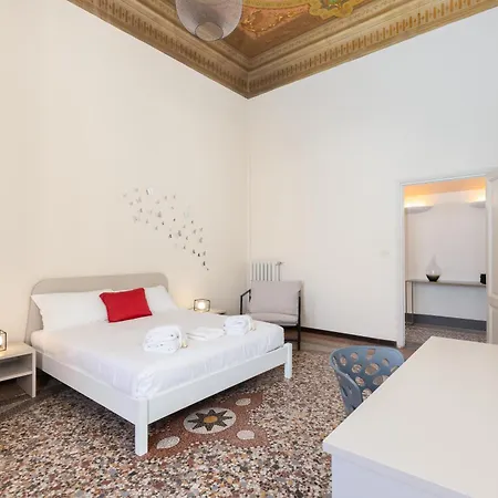 Panoramic 5 Min Ponte Vecchio And Center 피렌체