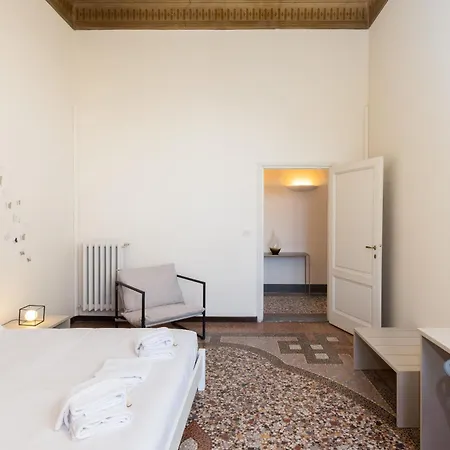 Panoramic 5 Min Ponte Vecchio And Center