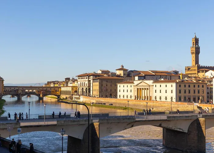 Panoramic 5 Min Ponte Vecchio And Center فلورنس