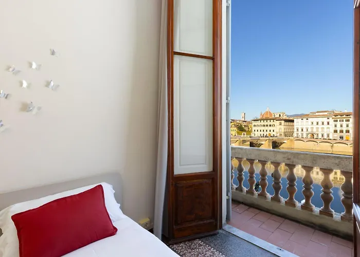 Panoramic 5 Min Ponte Vecchio And Center فلورنس